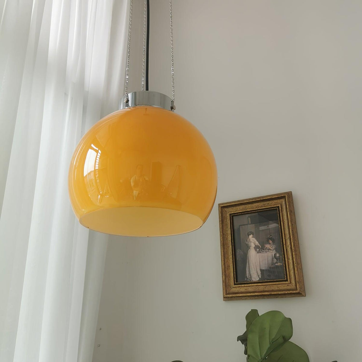 Valentina gul kuglependellampe, metal og glas