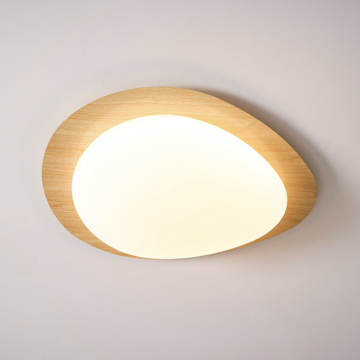 Candeeiro de teto Sylenia de seixo, nogueira, acrílico e LED
