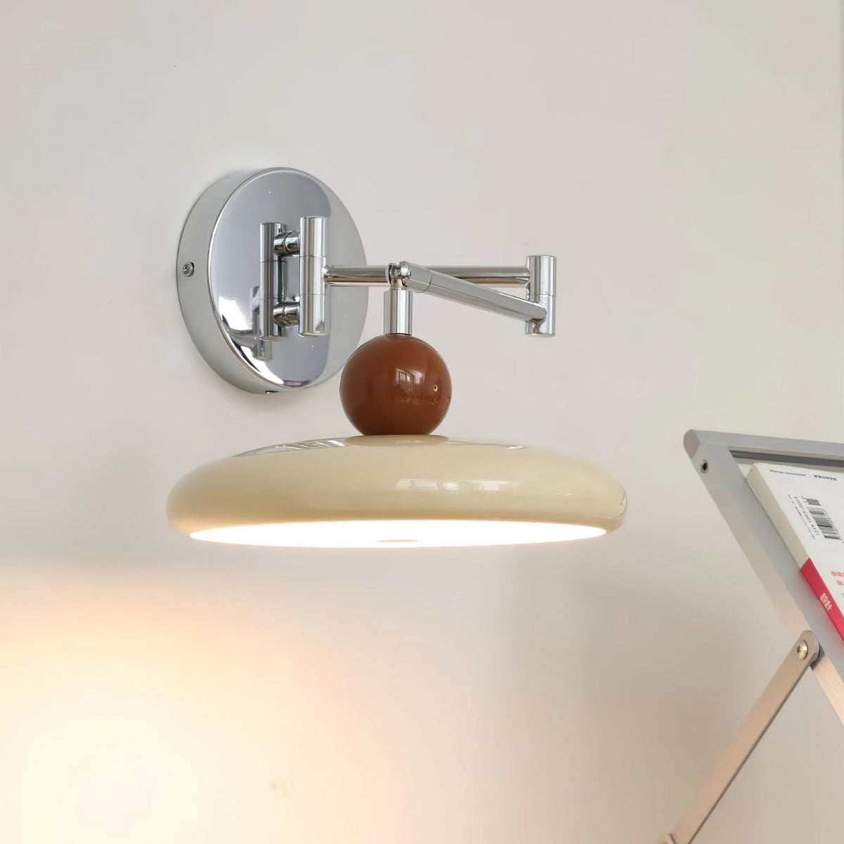 Rixor vintagevägglampa i akryl