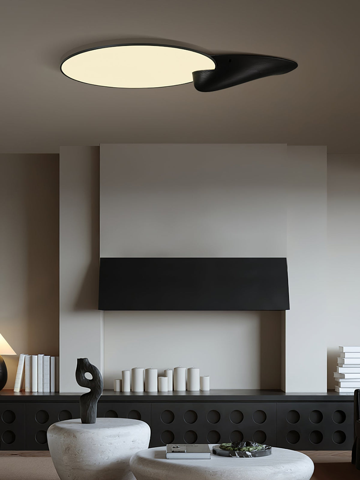 Zovenel eksklusiv loftlampe i træ med elegant spidsdesign
