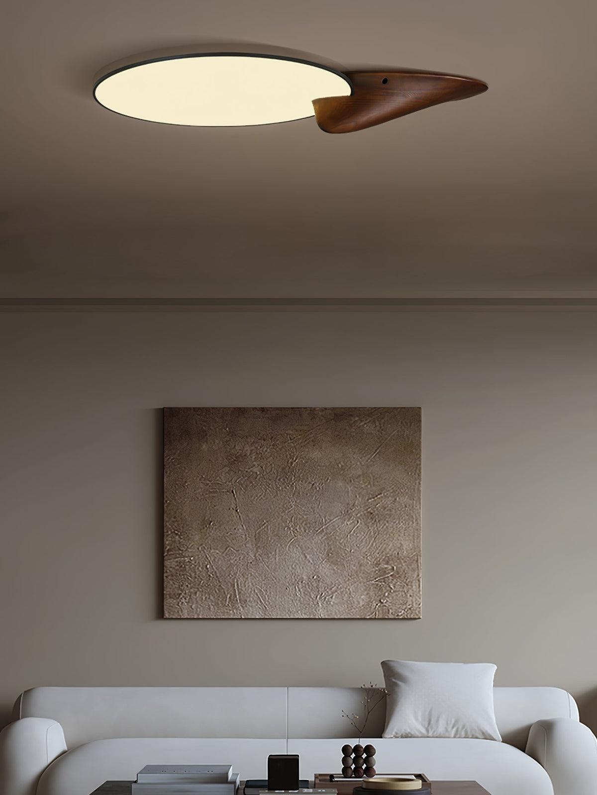 Zovenel eksklusiv loftlampe i træ med elegant spidsdesign
