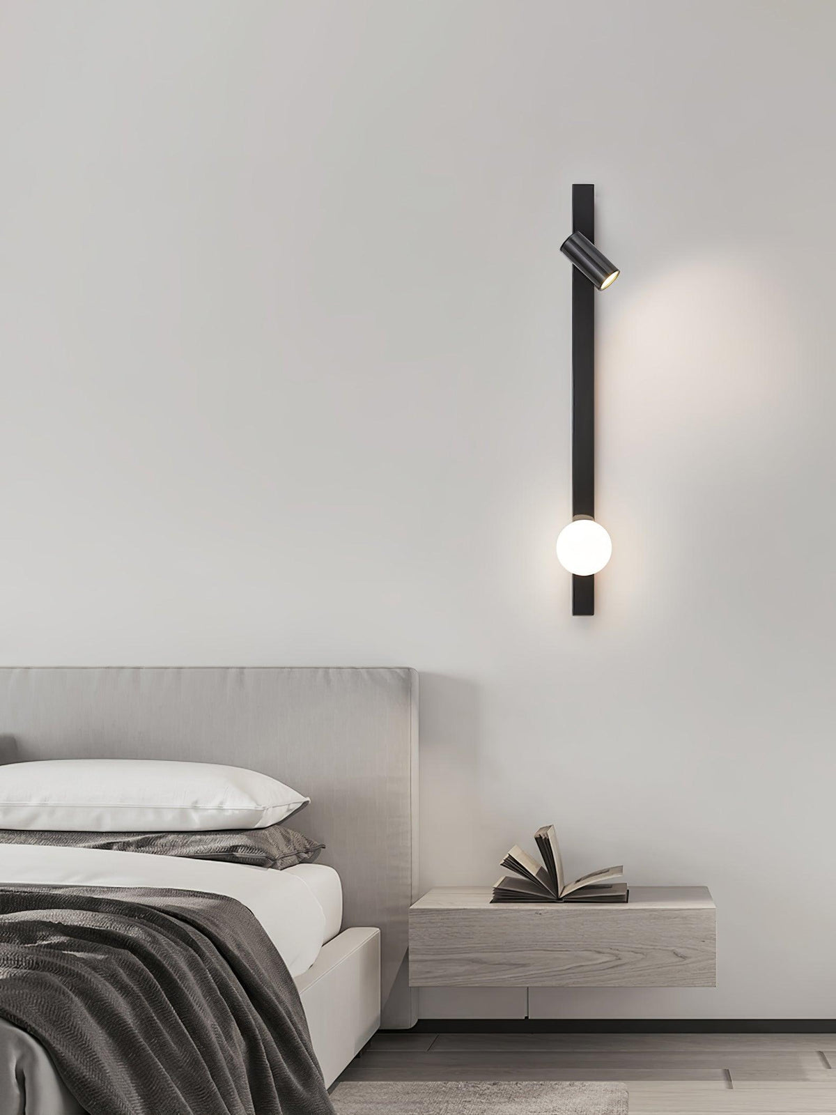 Candeeiro de parede Aloz minimalista em latão e vidro
