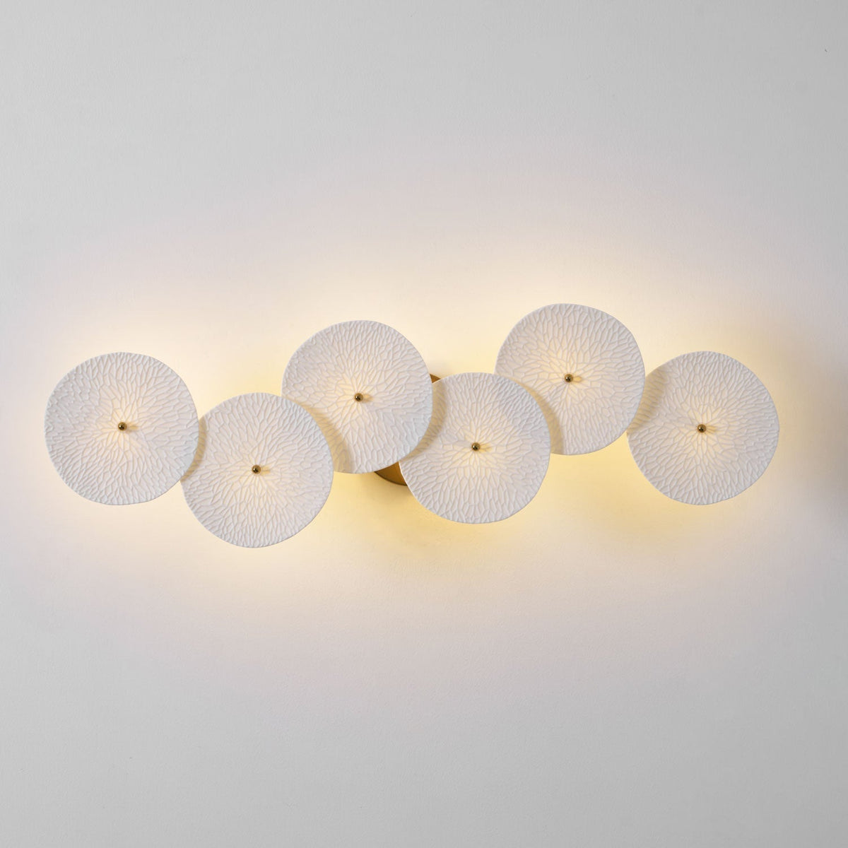 Jesse Elegance Nordic Art Petal Wall Lamp