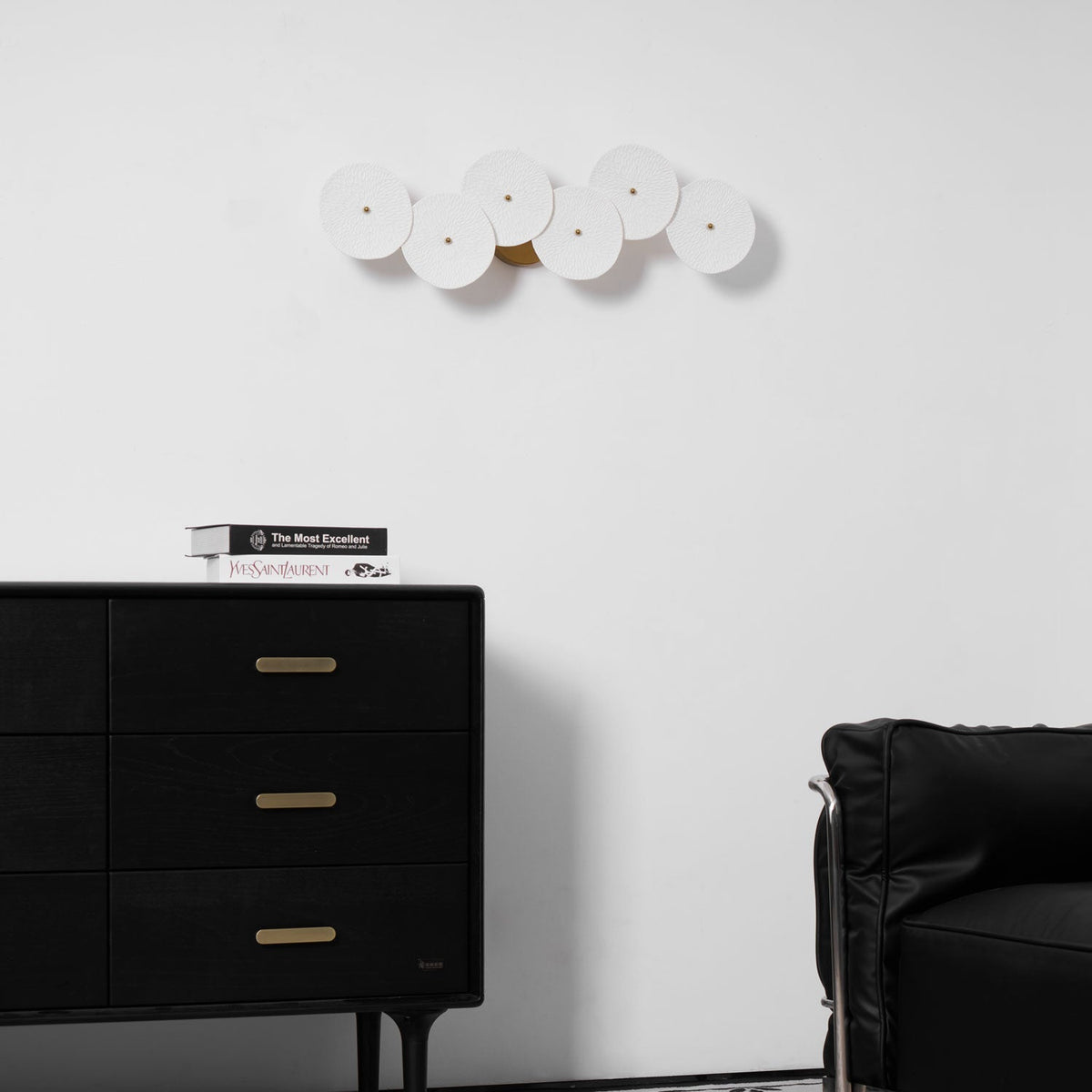 Jesse Elegance Nordic Art Petal Wall Lamp