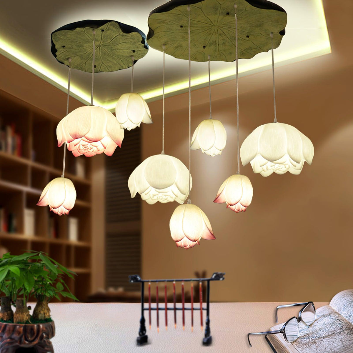 Candeeiro suspenso floral Rivinira em forma de lótus, cor-de-rosa e branco, com 7 lâmpadas