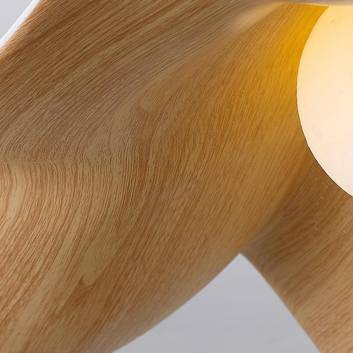 Belenor loftlampe med lotusblad i træ og hvid finish