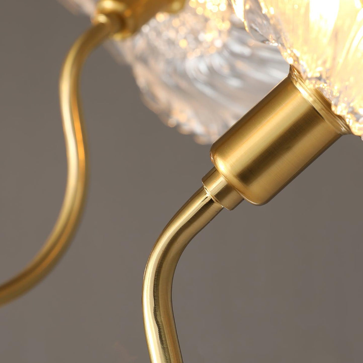 Velorora lysekrone med lotusblad og glas