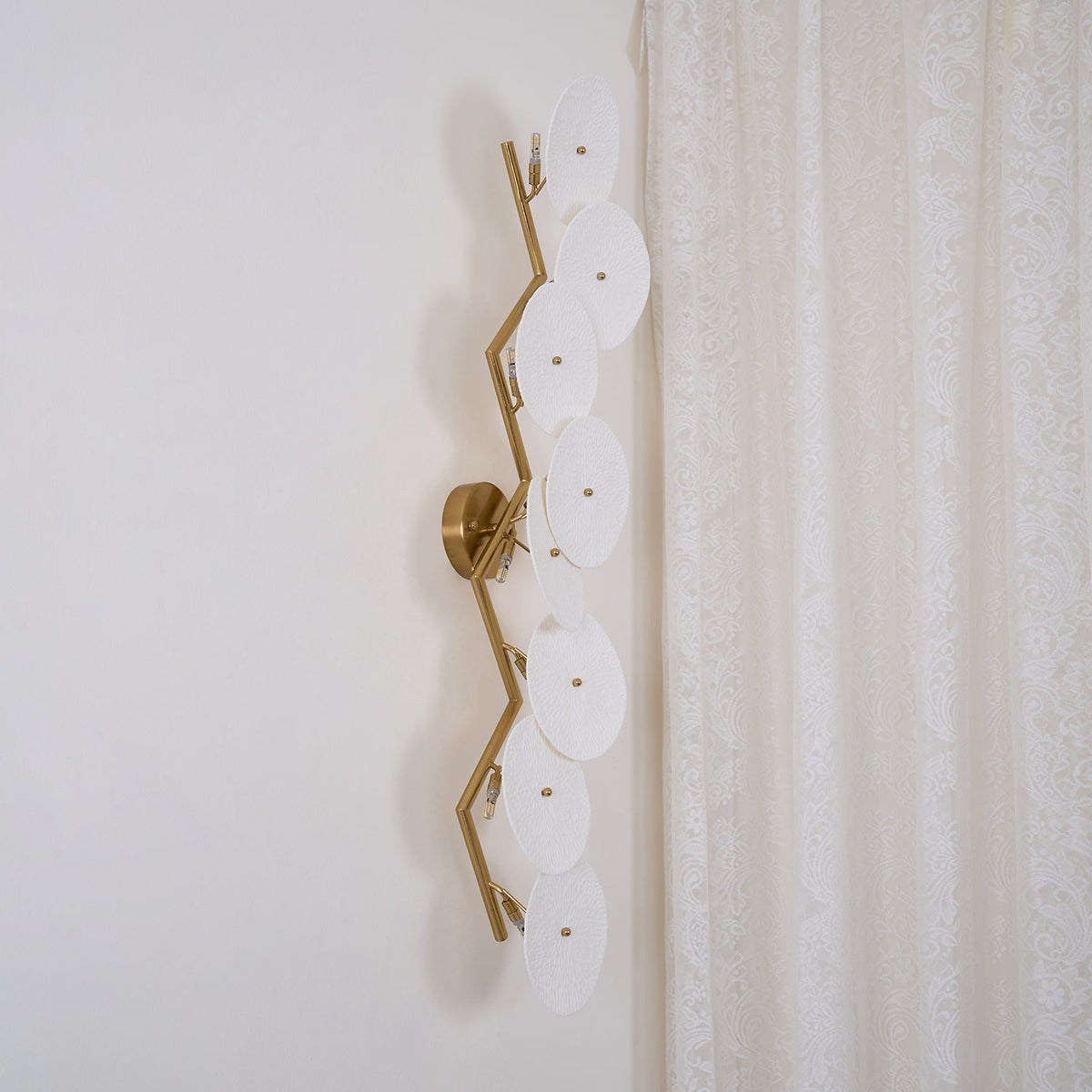 Kaivo Lotus Petal Wall Lamp