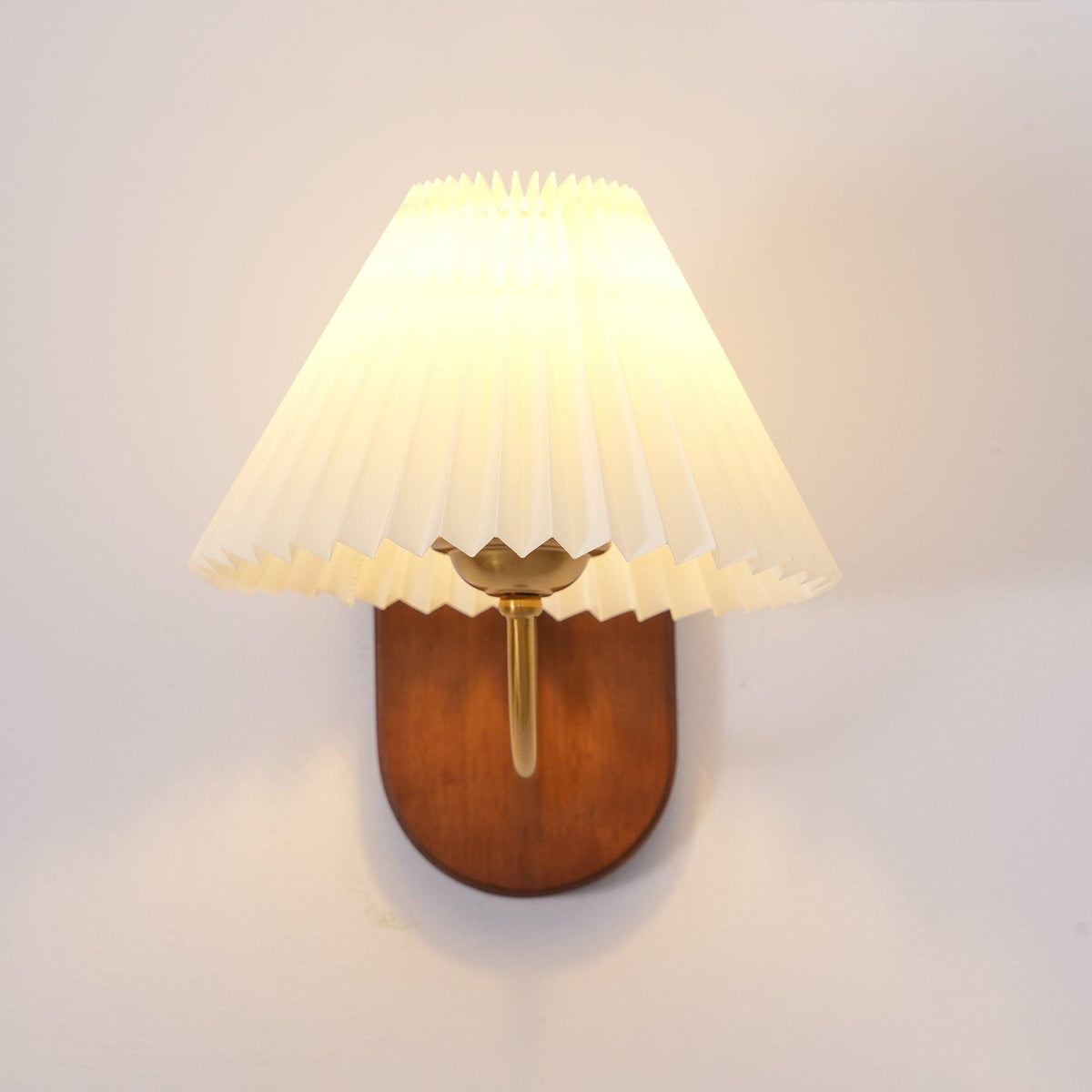 Candeeiro de parede com cúpula plissada vintage Teriiraine