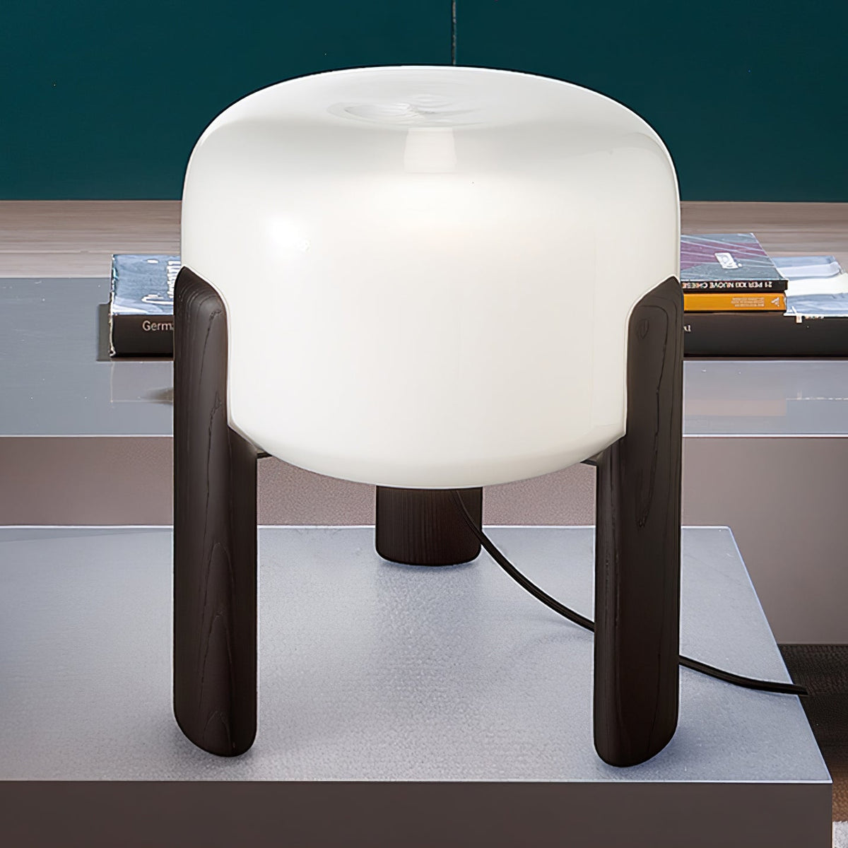 Elden bordslampa i trä och glas