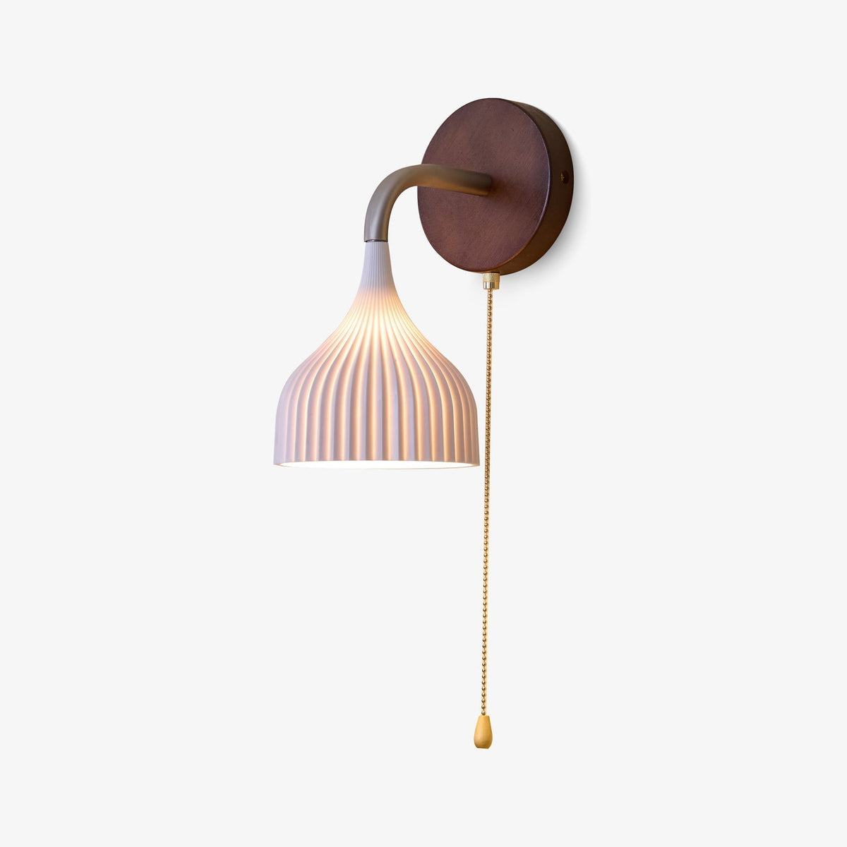 Cimararae elegant klassisk vägglampa i trä