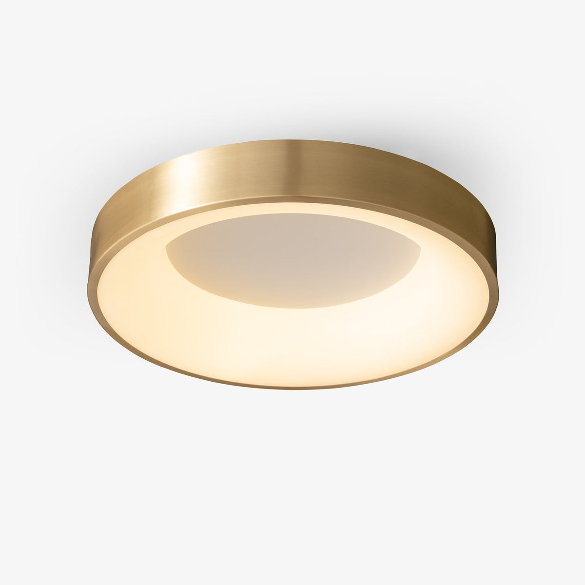 Zetheos modern minimalistisk taklampa i mässing