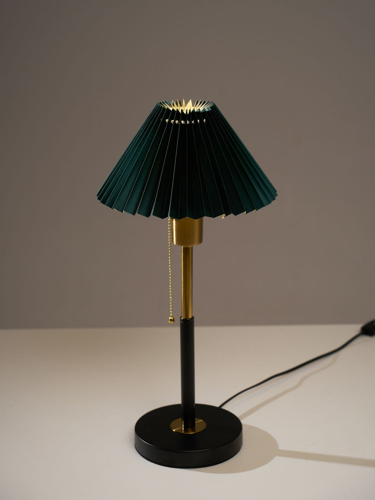 Candeeiro de mesa minimalista Mevzo em cerâmica