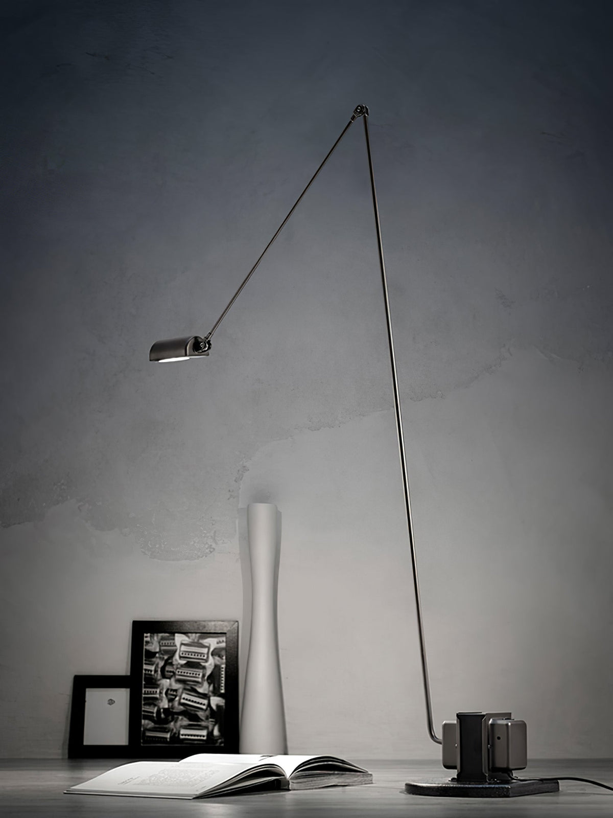 Orvyn minimalistisk bordlampe