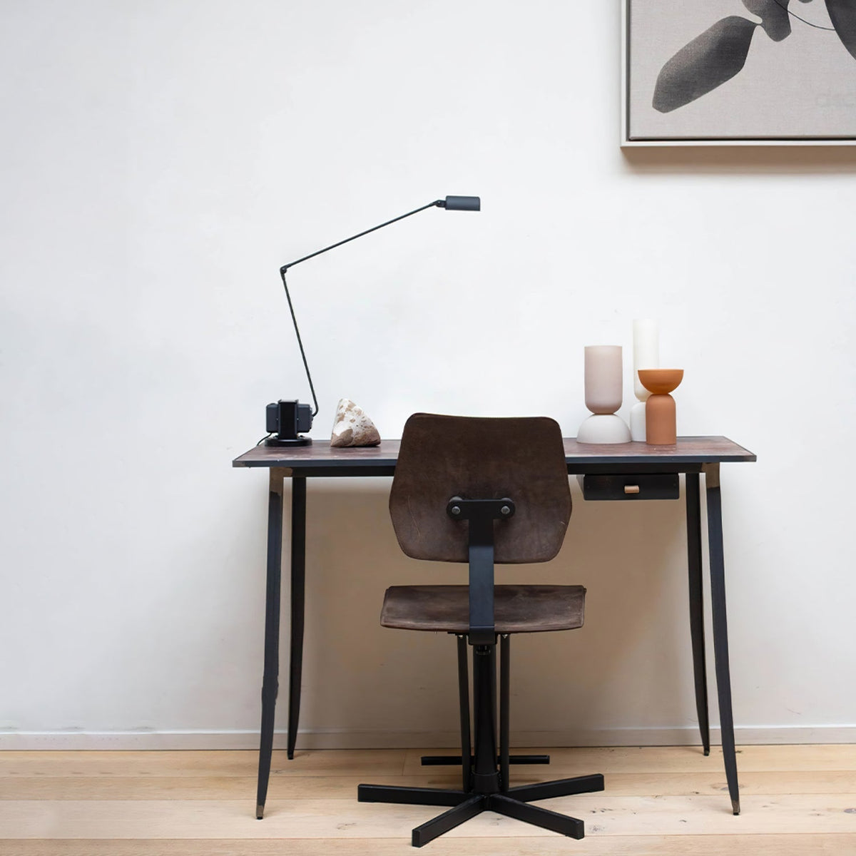 Orvyn minimalistisk bordlampe