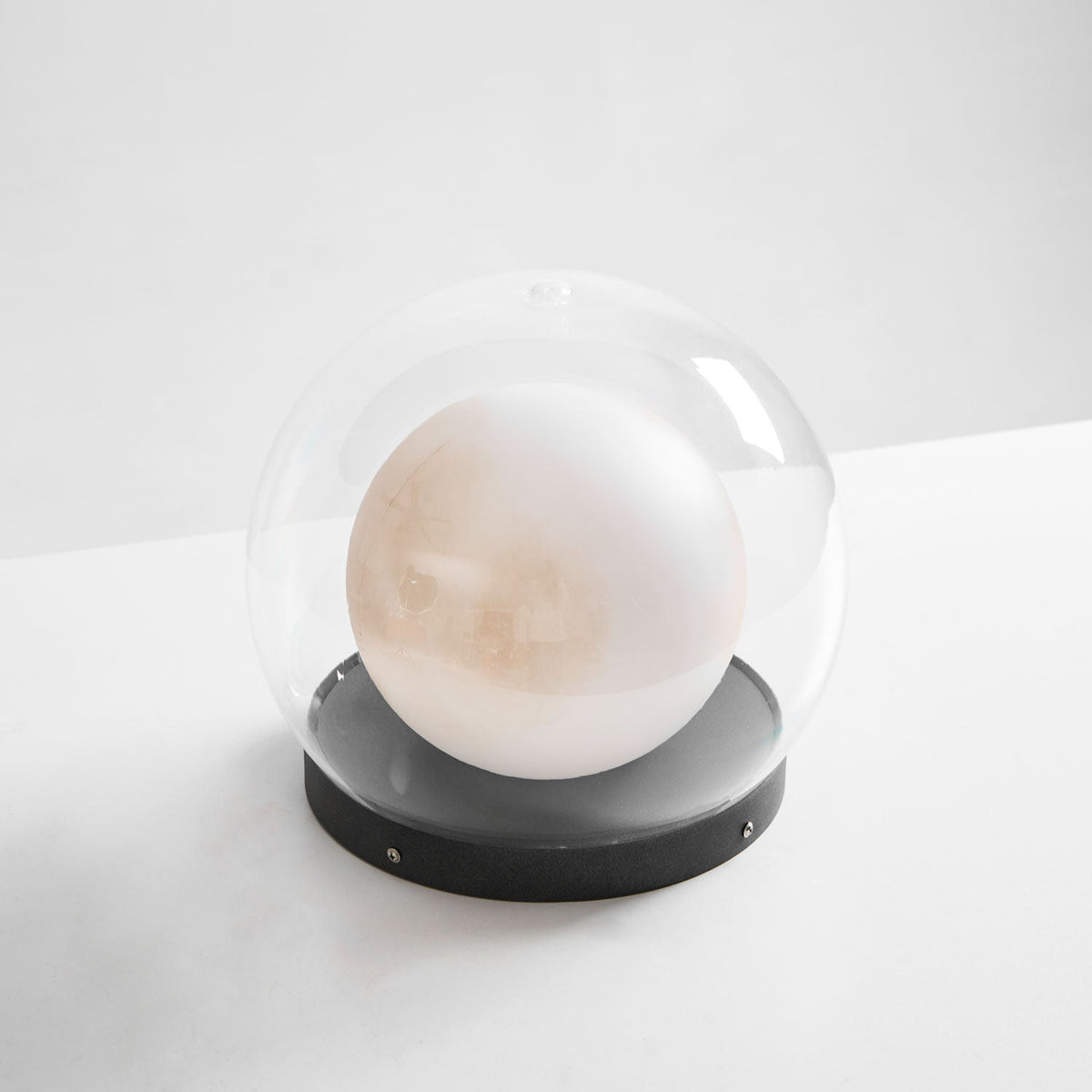 Calelise kuppelformet udendørs bordlampe