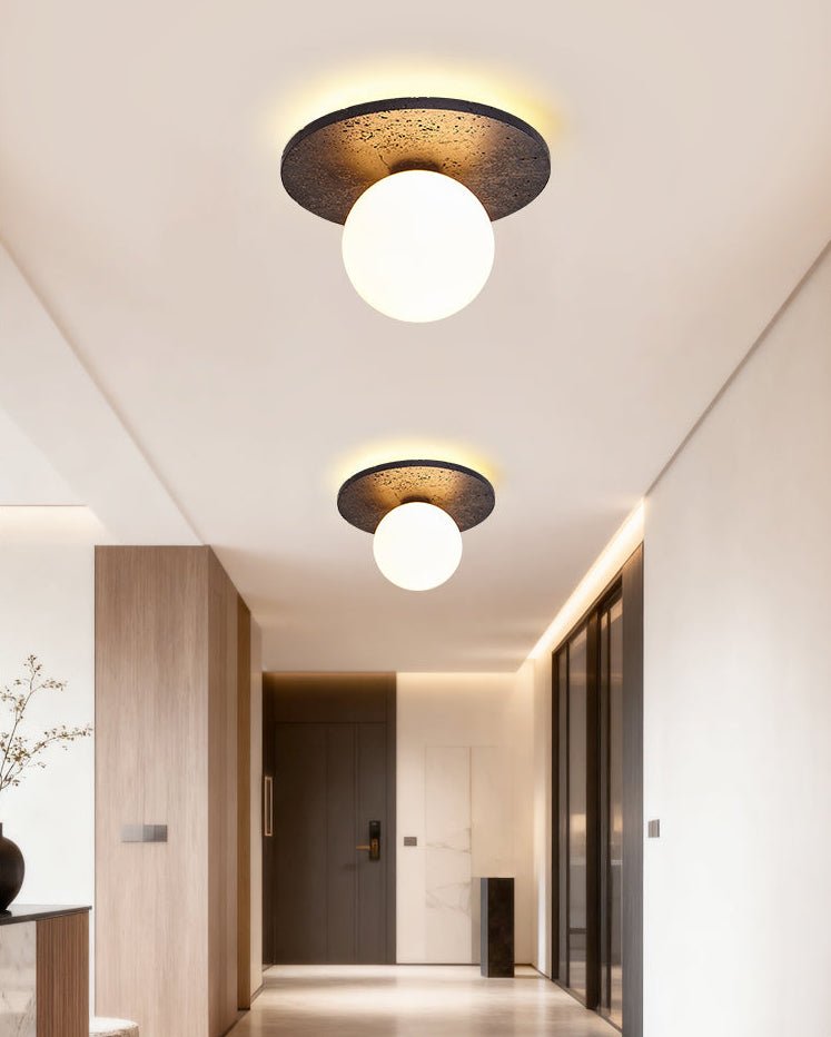 Otto globe-loftlampe i sort travertin