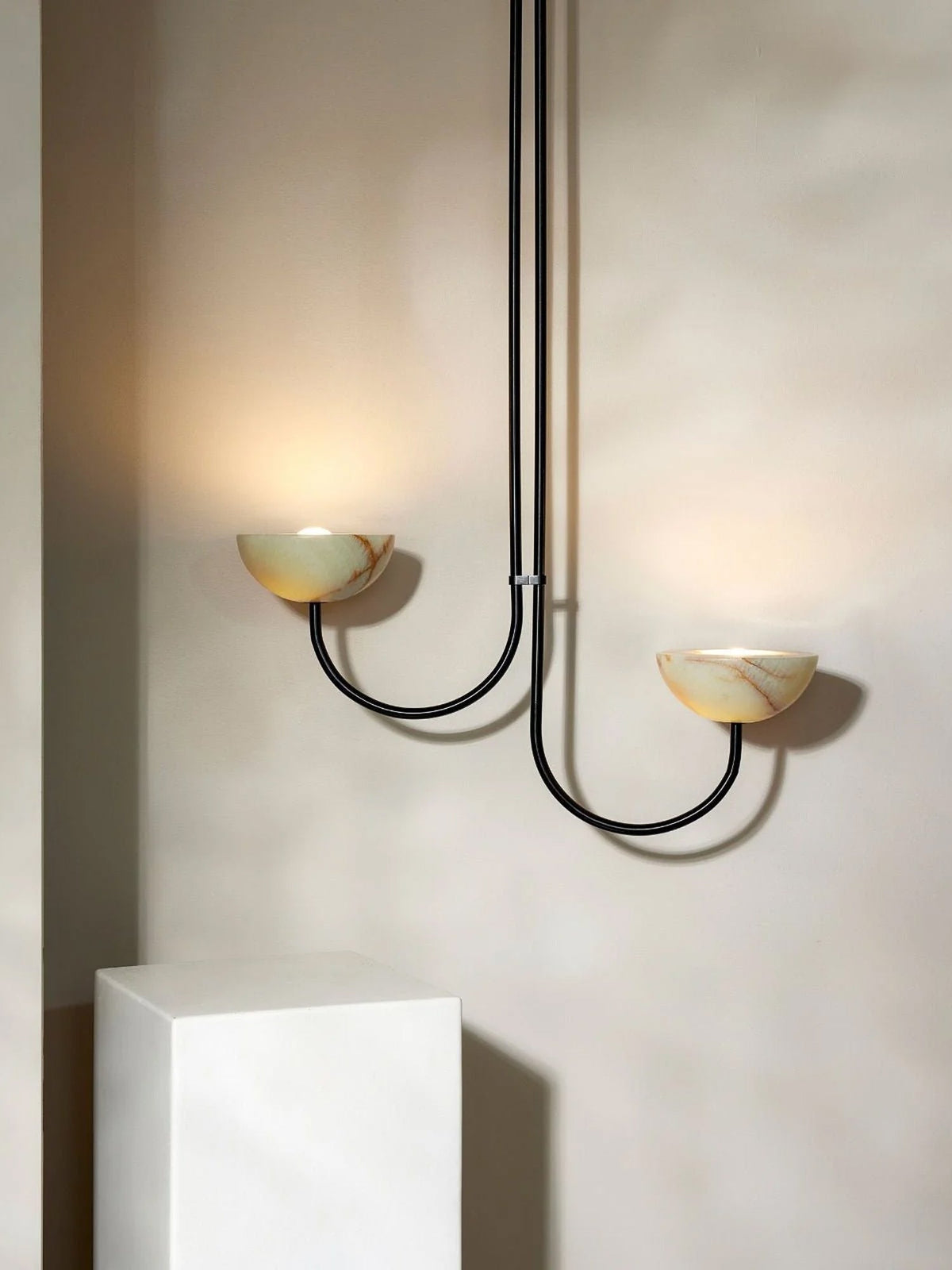 Hartvik Duo pendellampa i alabaster