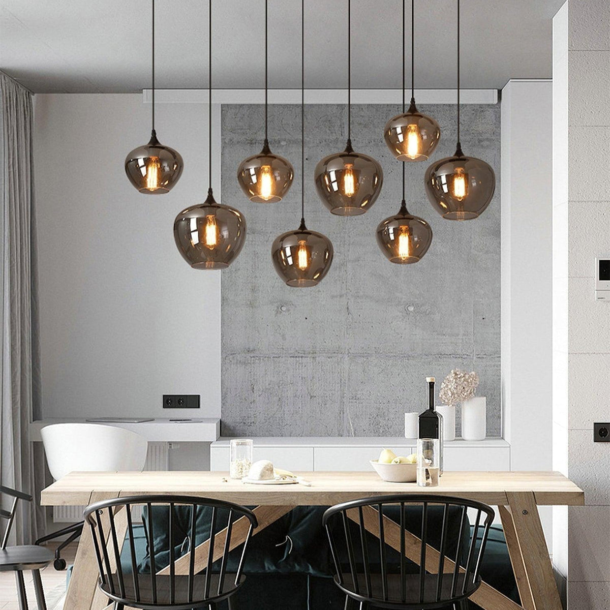 June minimalistisk flaskformad pendellampa i rökgrått glas