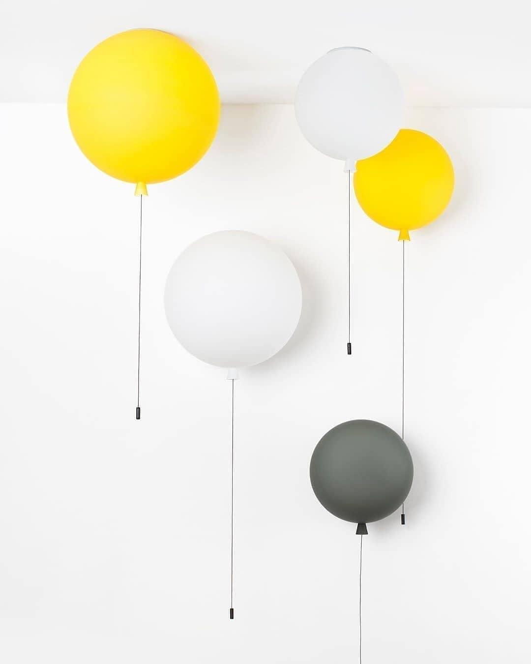 Luz de parede Kiri Cheerful Balloon Dream em plástico