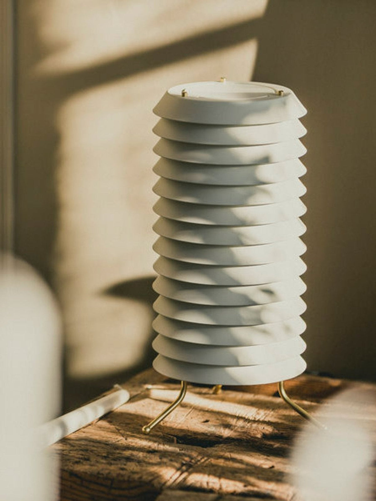 Candeeiro de mesa escandinavo com treliça Orelelette