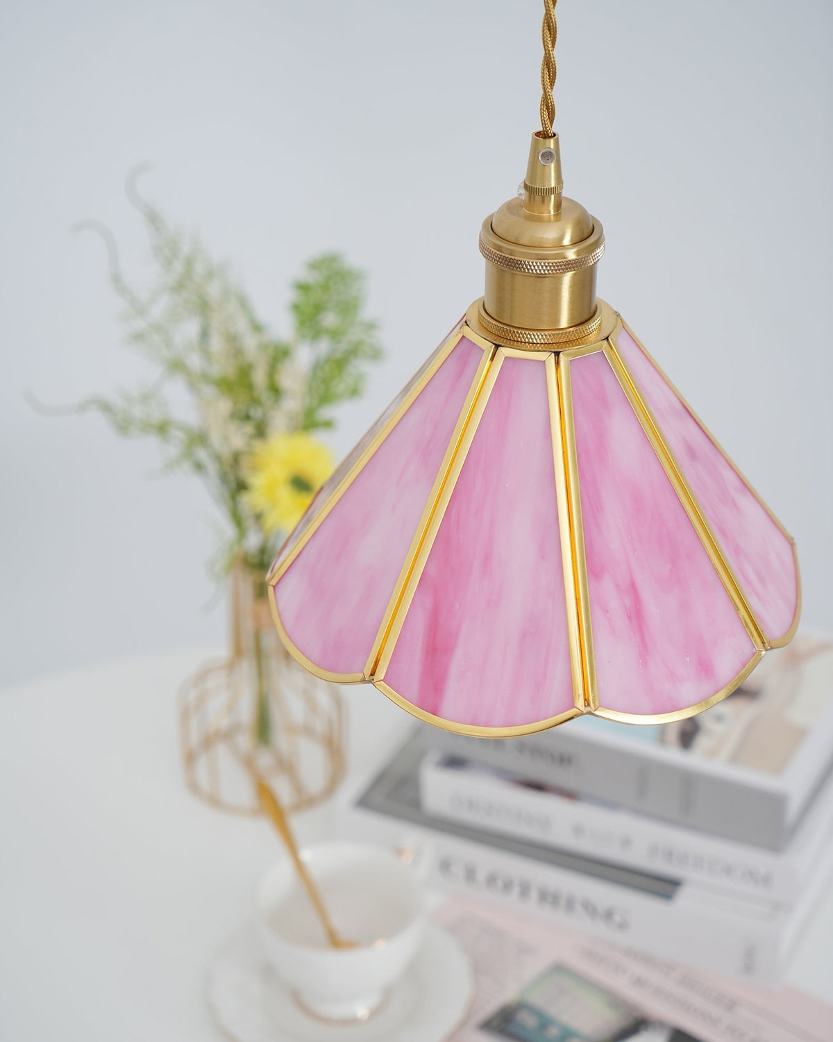 Lione-pendellampe i pinkfarvet glas