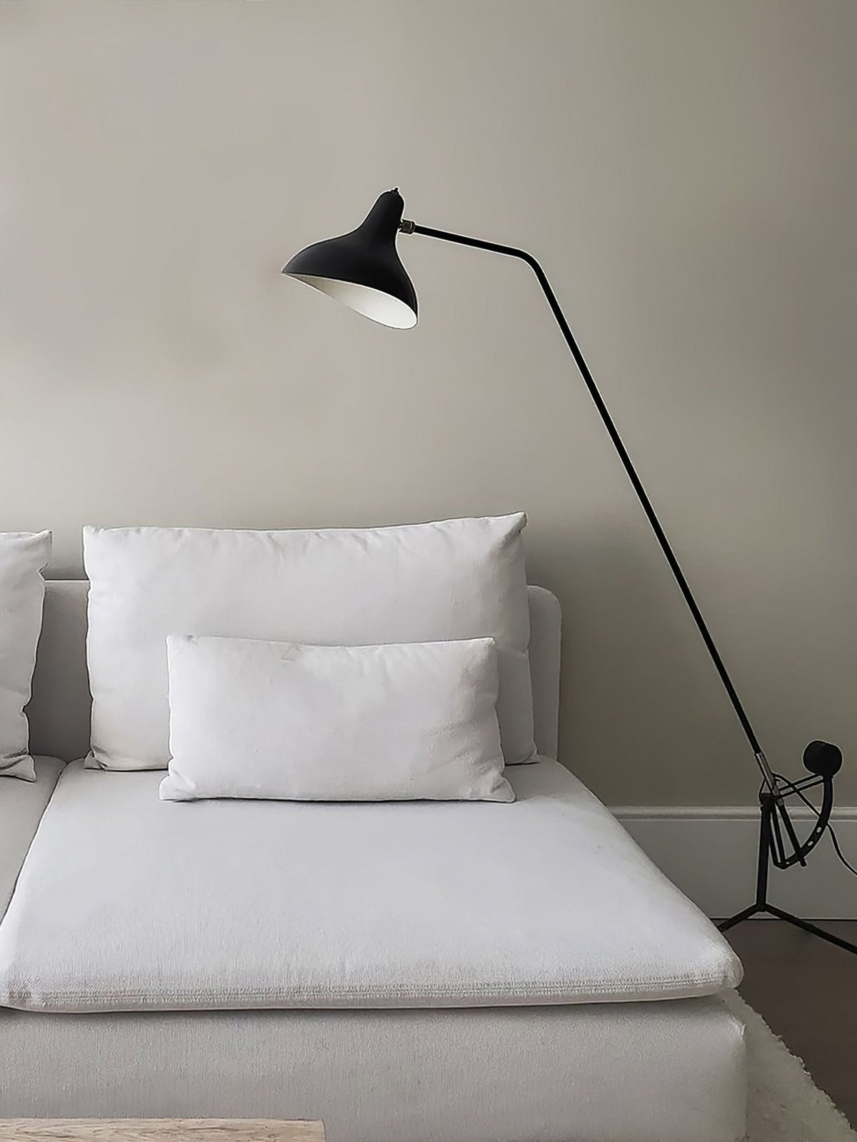 ArcMotion gulvlampe med mantisarm