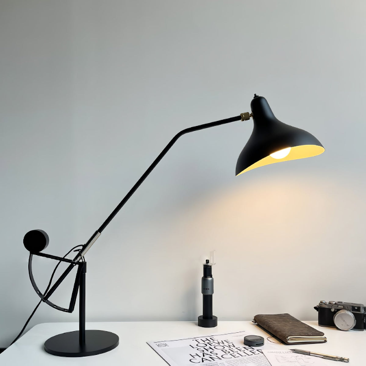 Sfera industriell bordslampa