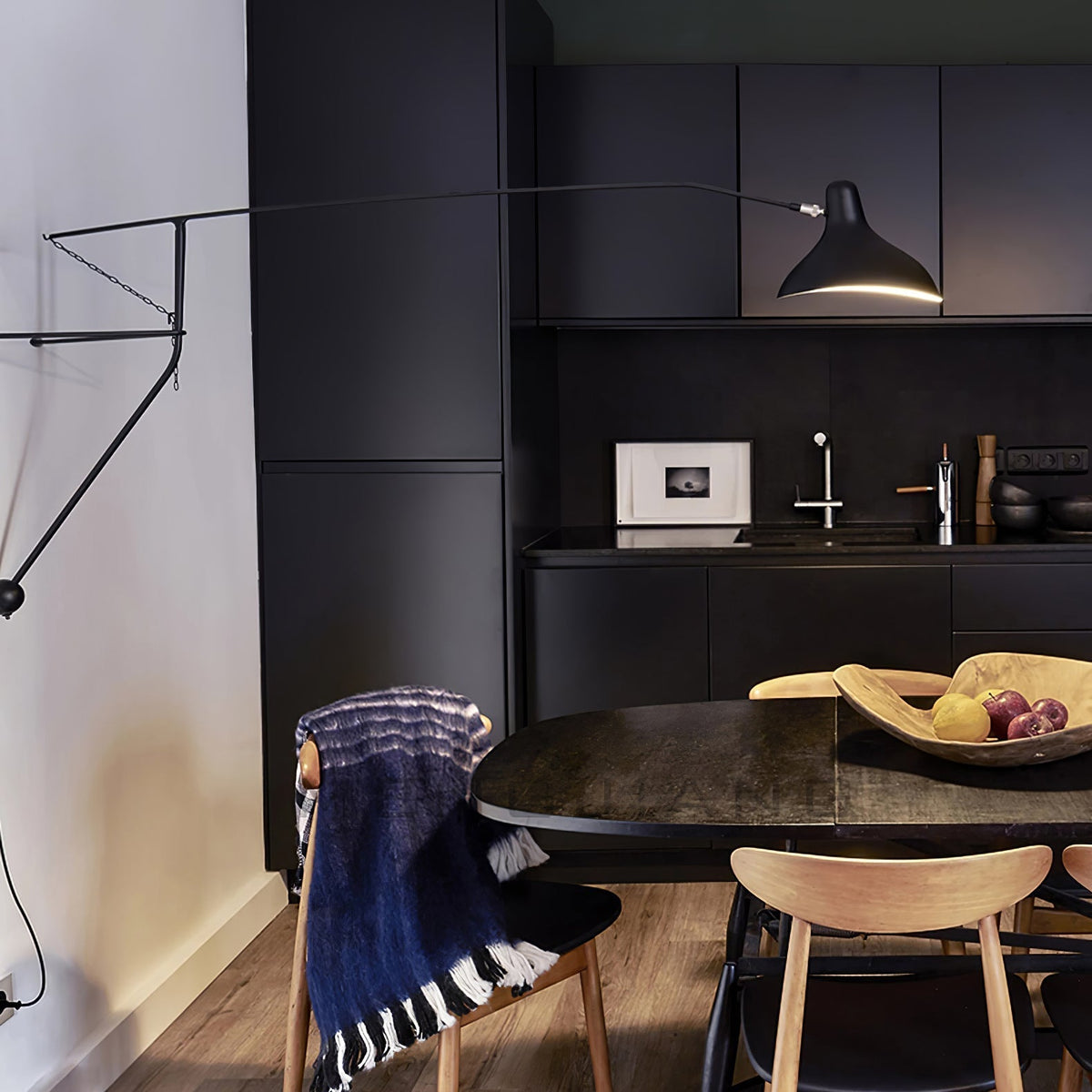 Candeeiro de parede moderno minimalista com braço Ivsolarae