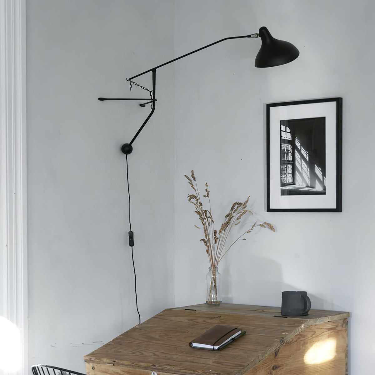 Candeeiro de parede moderno minimalista com braço Ivsolarae