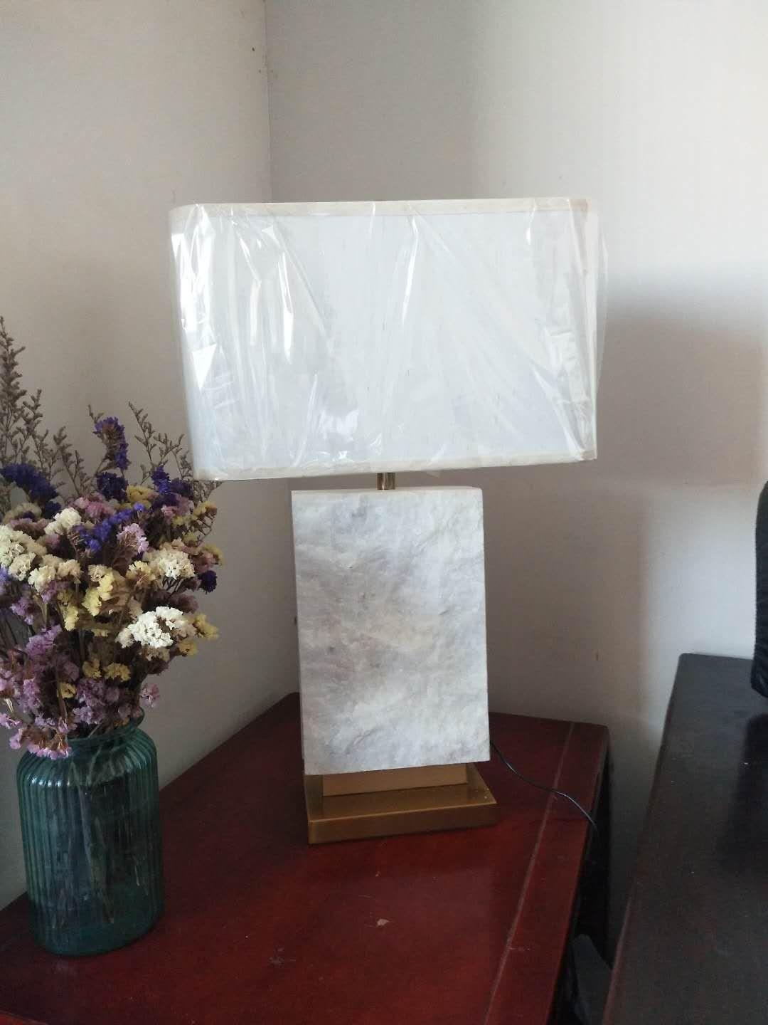 Candeeiro de mesa moderno Savanah