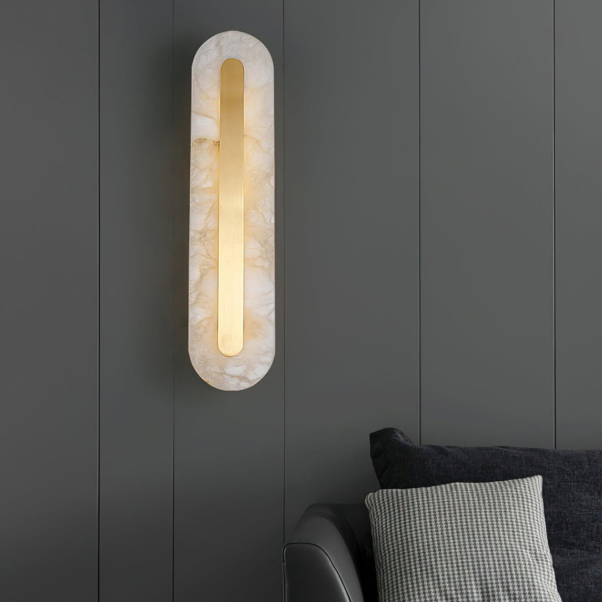 Selvia minimalistisk vägglampa i alabaster