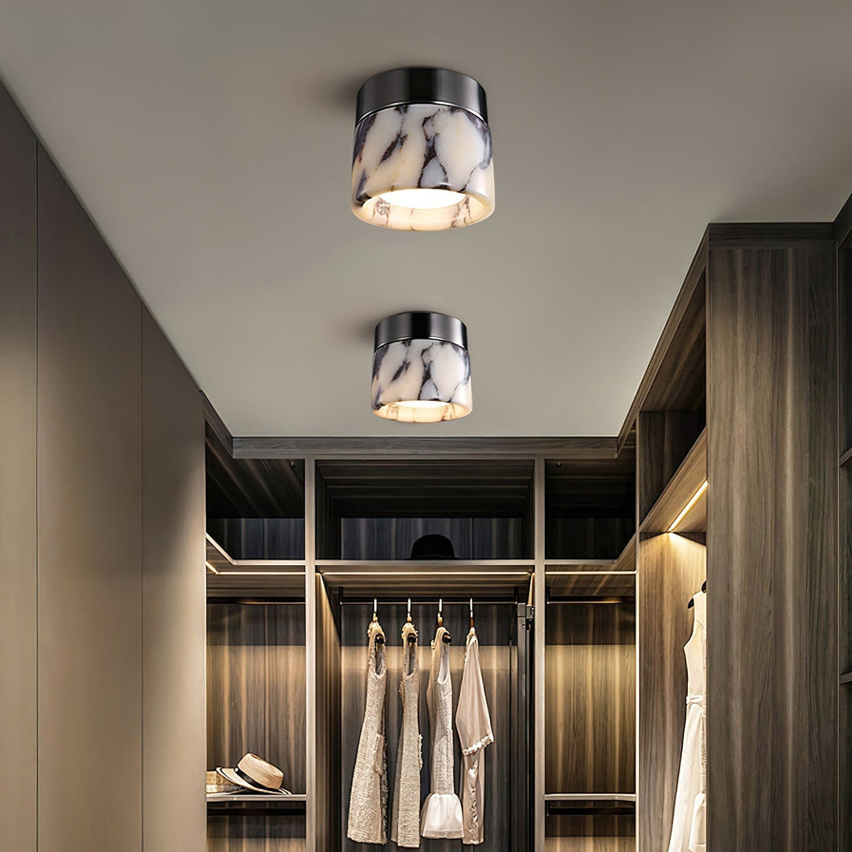 Selielle rund loftslampe i marmor