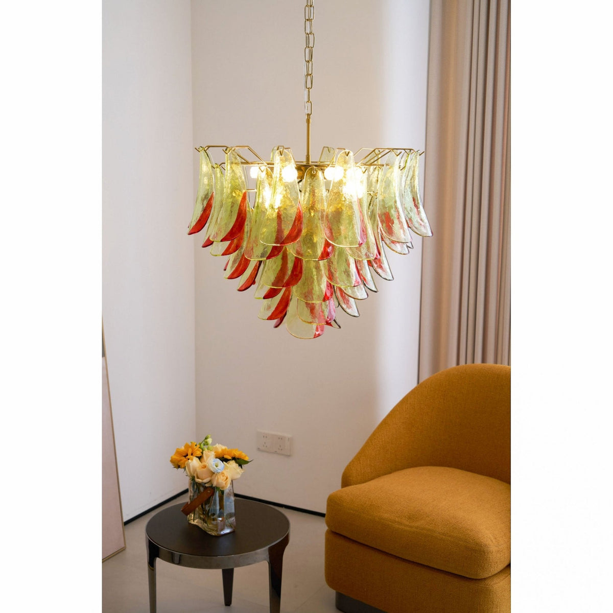 Candelabro elegante de pétalas em vidro de Murano Celoraria
