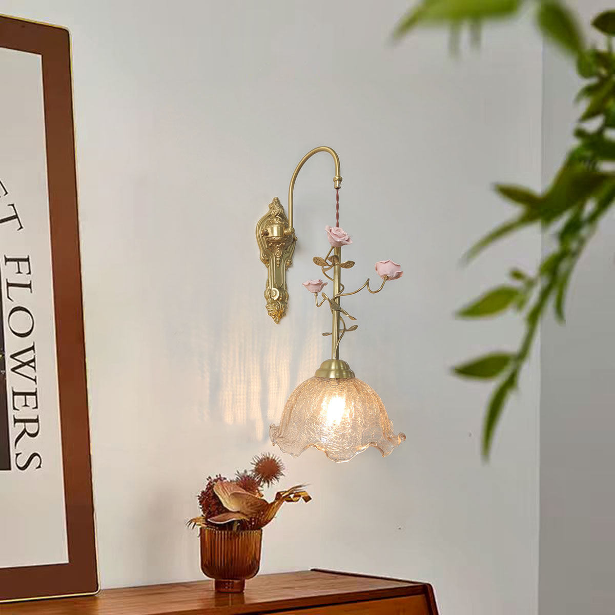 Terielira vägglampa