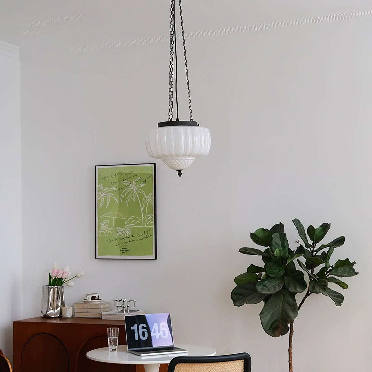 Yara moderne pendel i glas