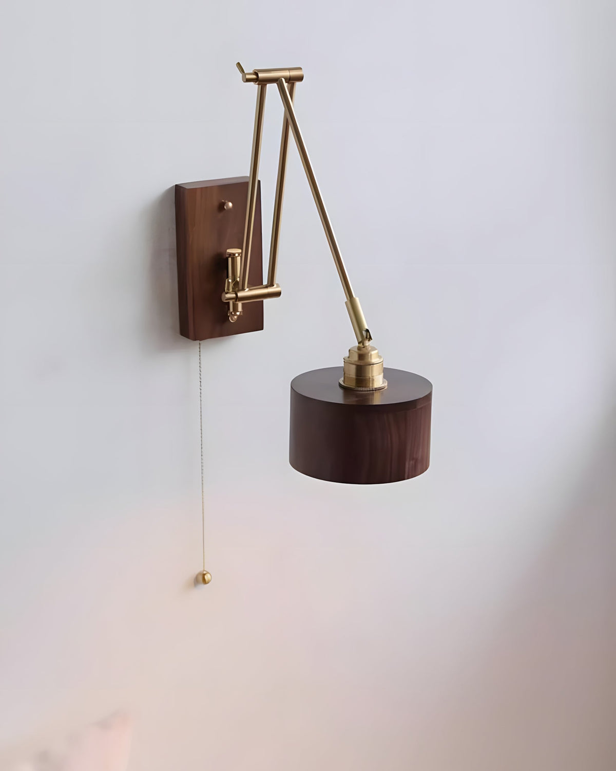 Viraaenne Wall Lamp