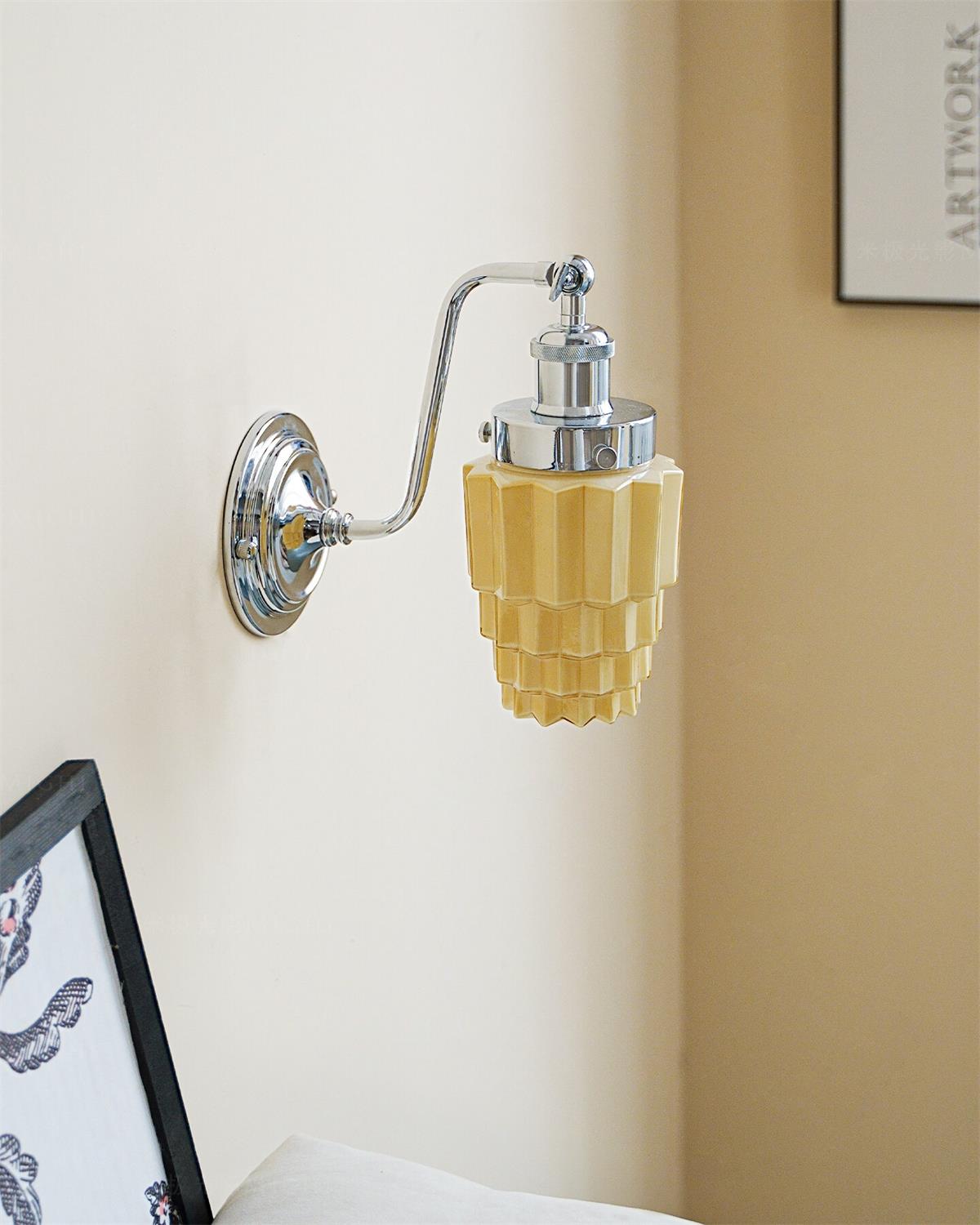 Velerella-væglampe