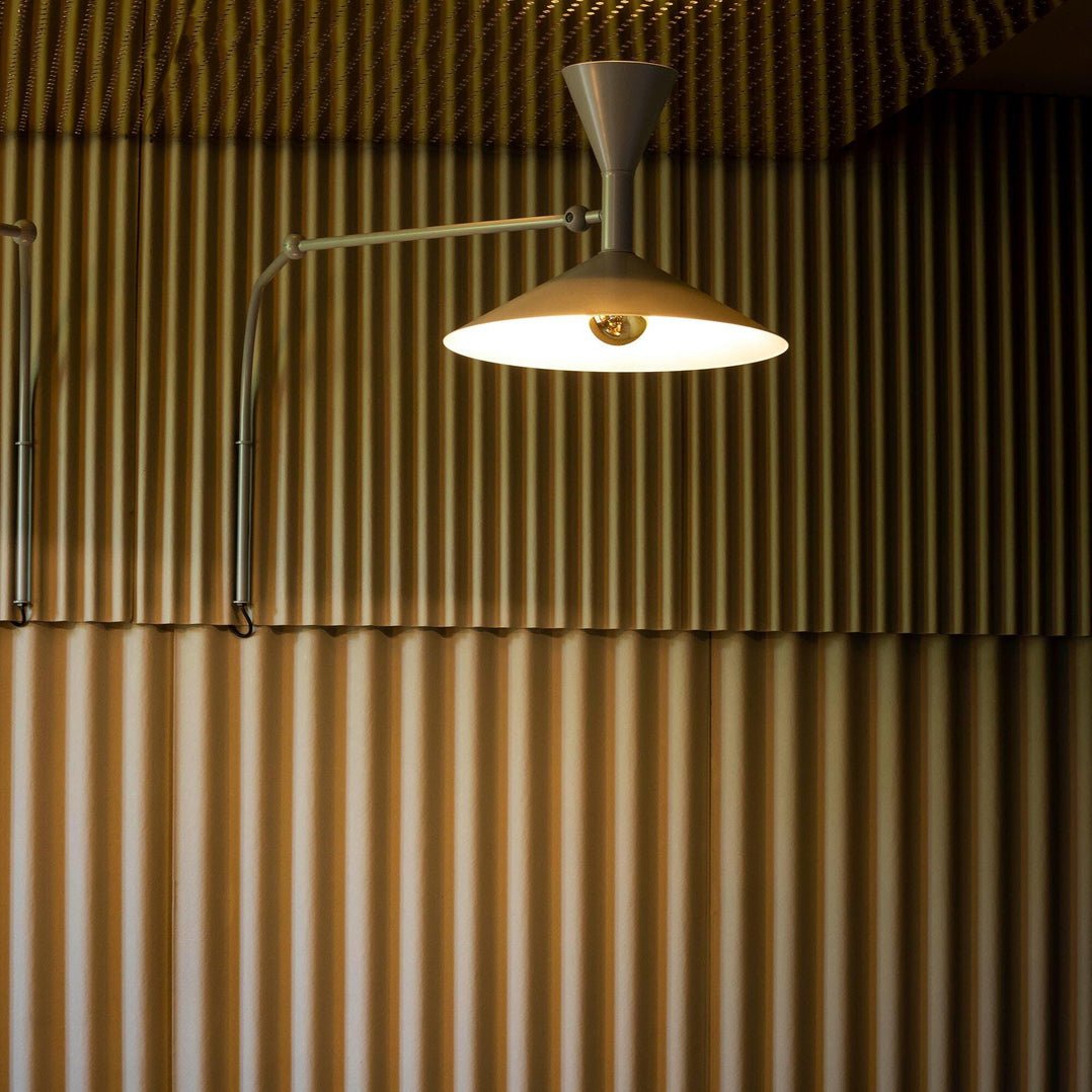 Viraelaria vägglampa Marseille, justerbar