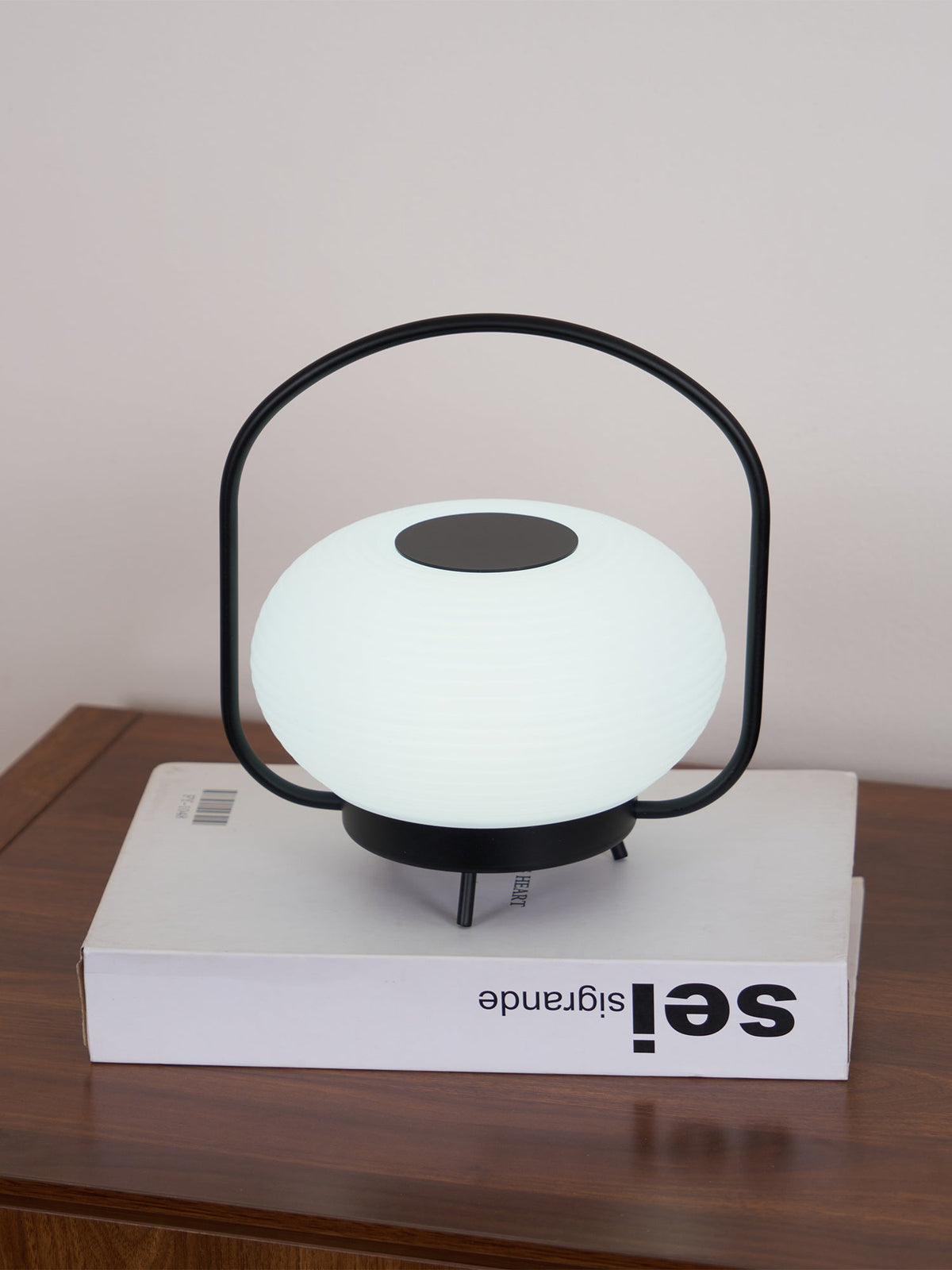 Saelan minimalistisk bordslampa