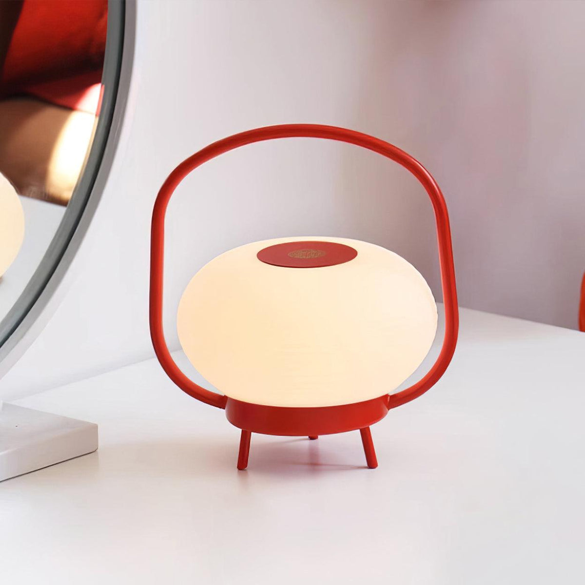 Saelan minimalistisk bordslampa