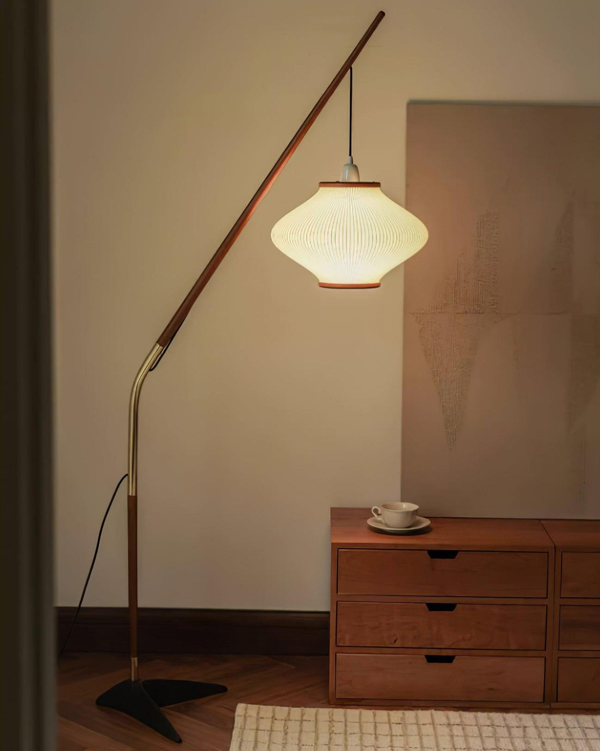 Candeeiro de pé em madeira e vidro de estilo Mid-Century Ervenil