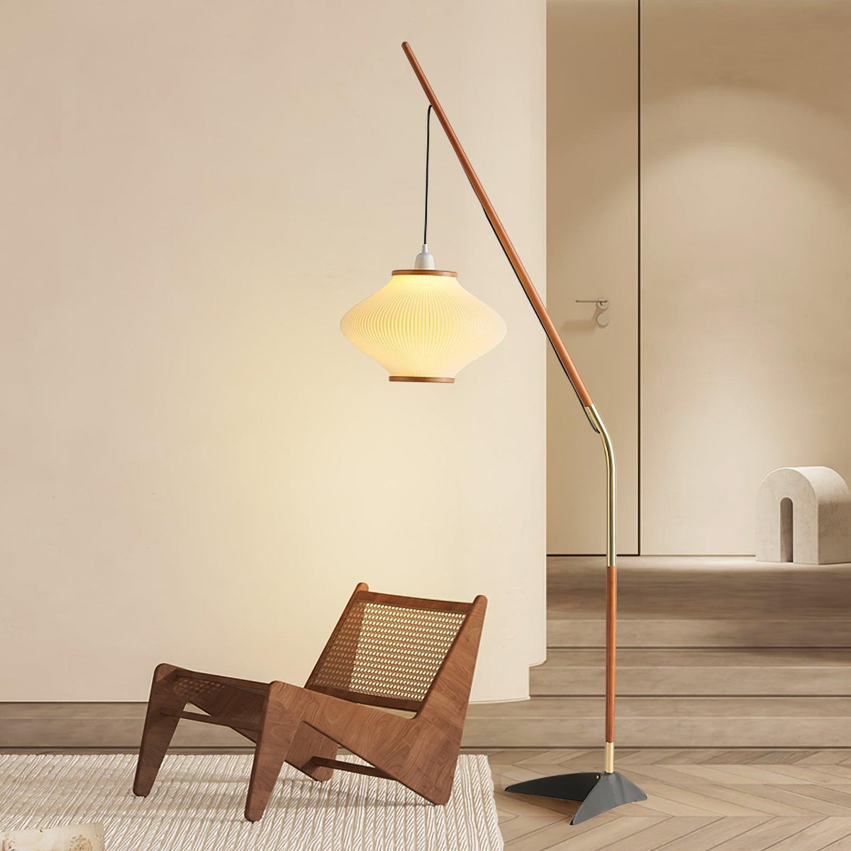 Candeeiro de pé em madeira e vidro de estilo Mid-Century Ervenil