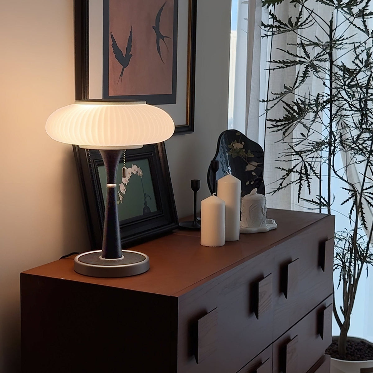 Vevelo vintagebordlampe i træ