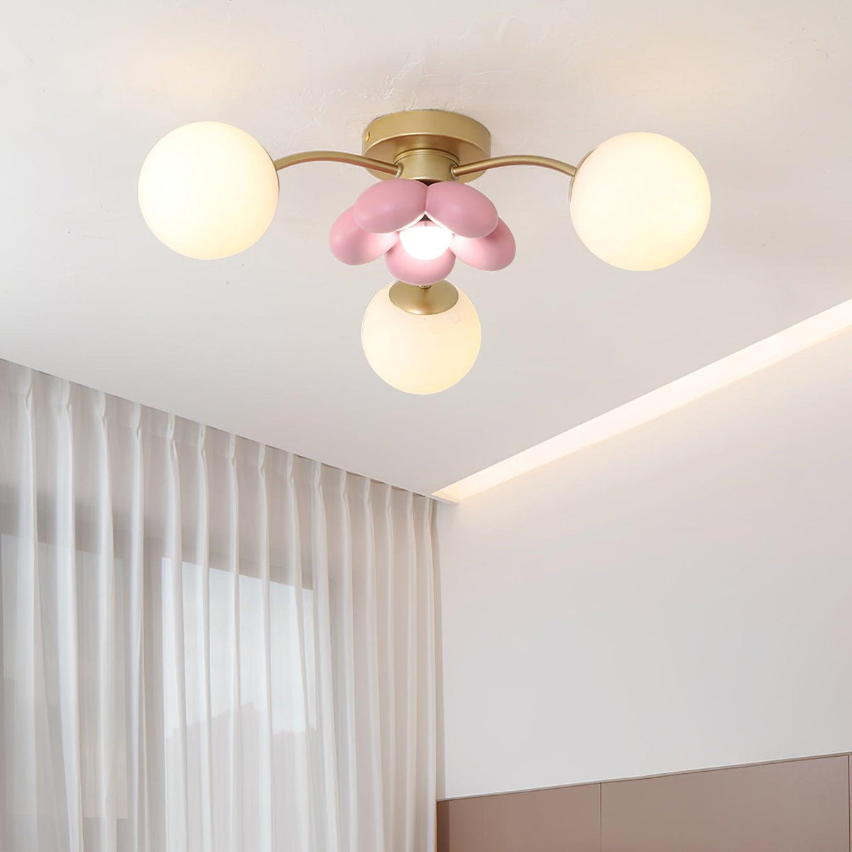 Candeeiro de teto com pétalas cor-de-rosa Nirox