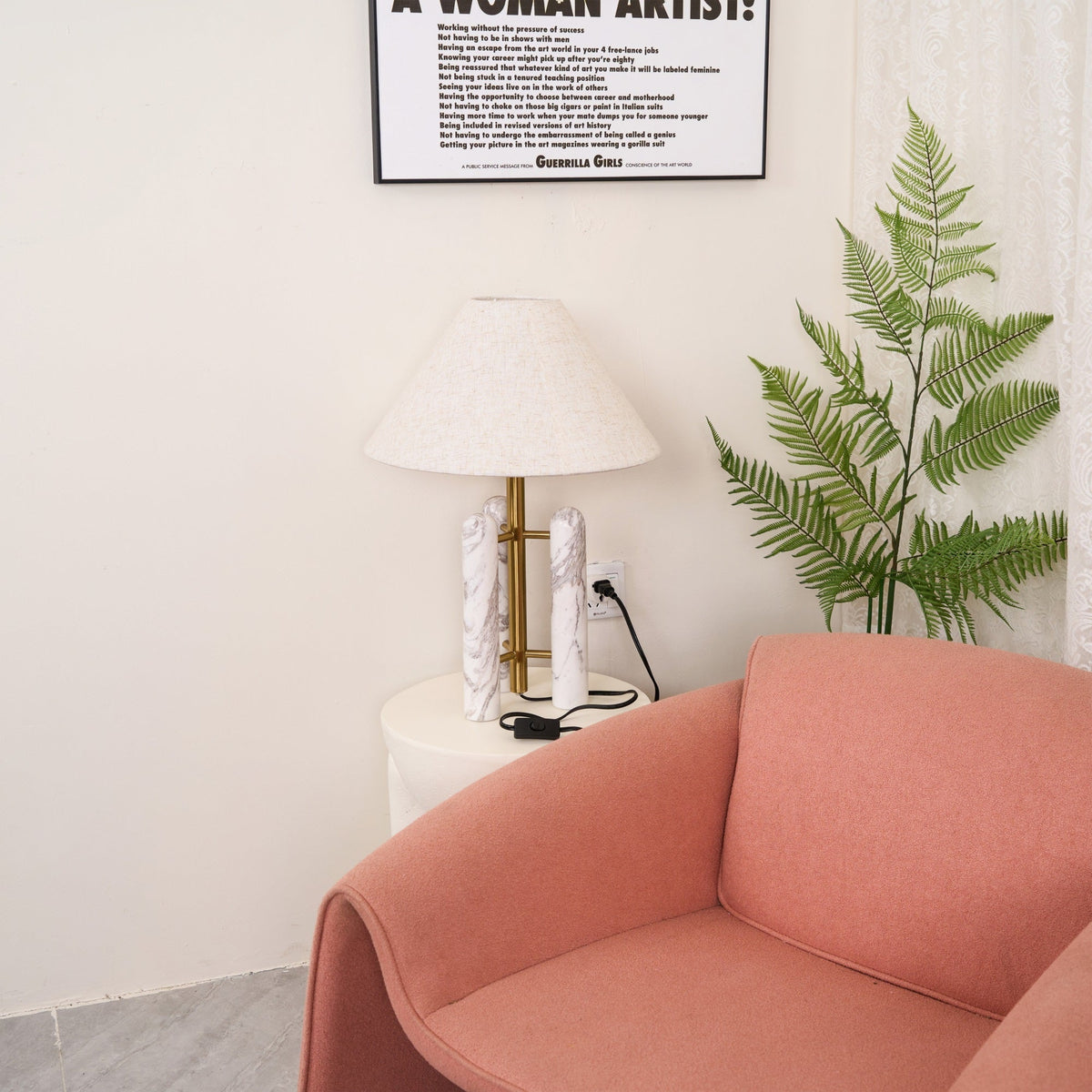 Trio moderne marmorbordlampe