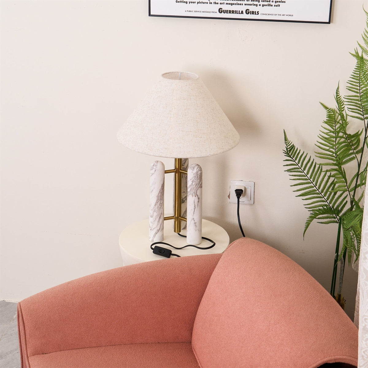 Trio moderne marmorbordlampe