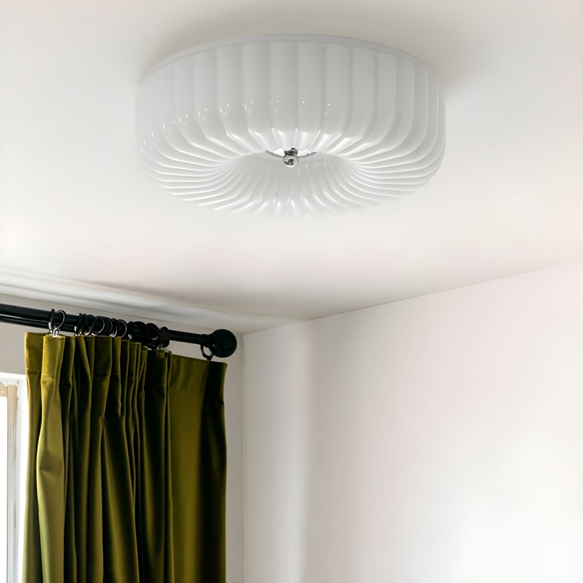 Arisha modern LED-plafonderad taklampa i glas för sovrum