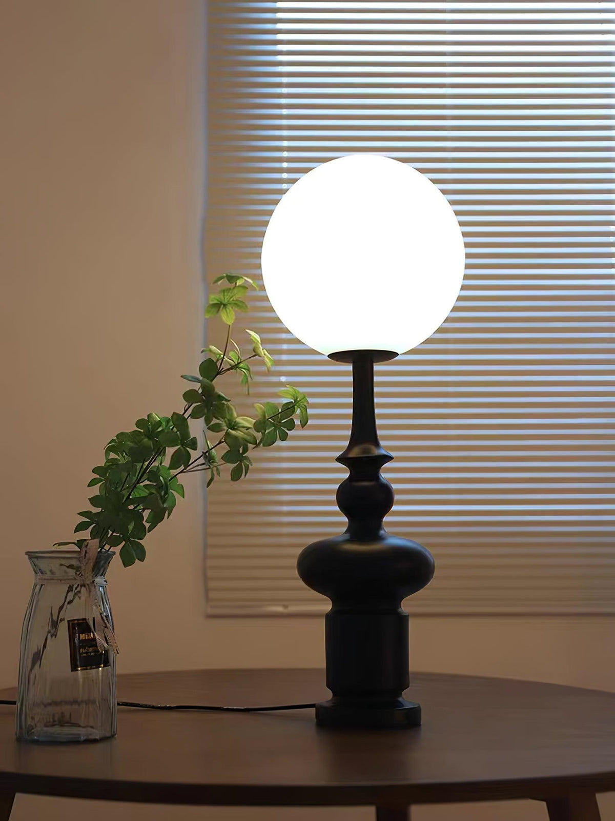 Soralise bordlampe med romersk søjle