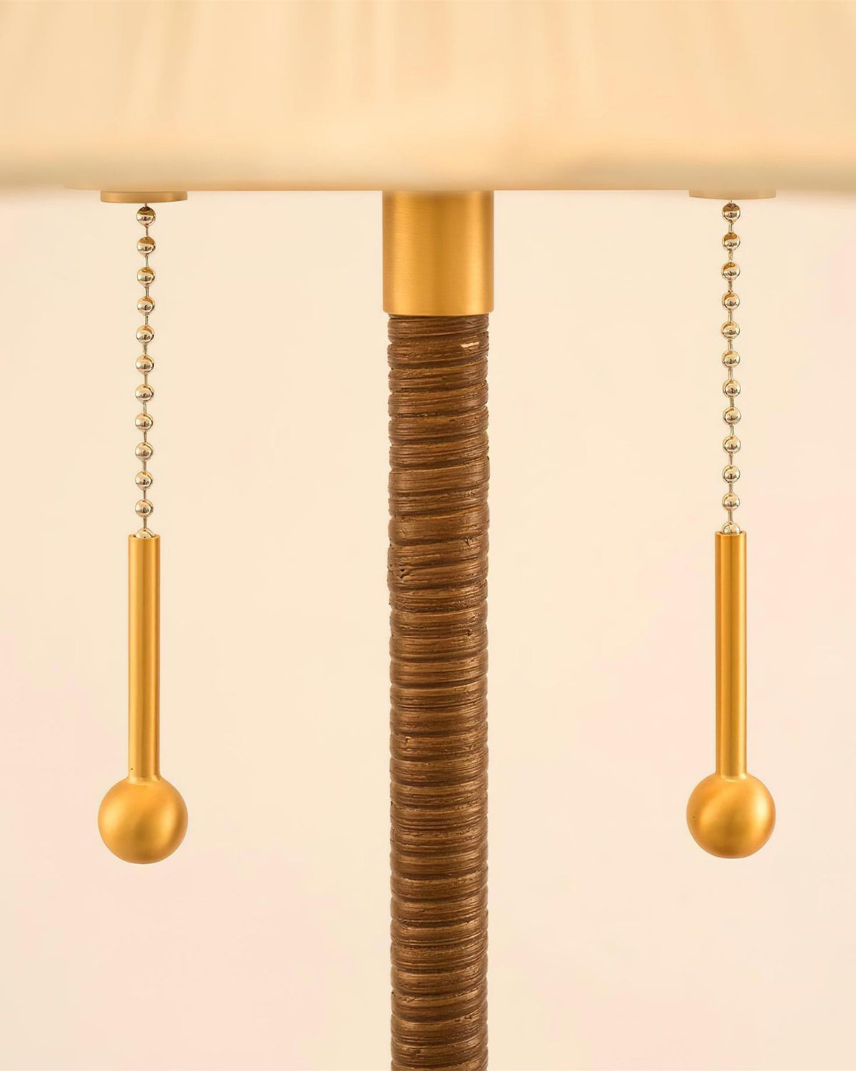 Cecily-bordlampe